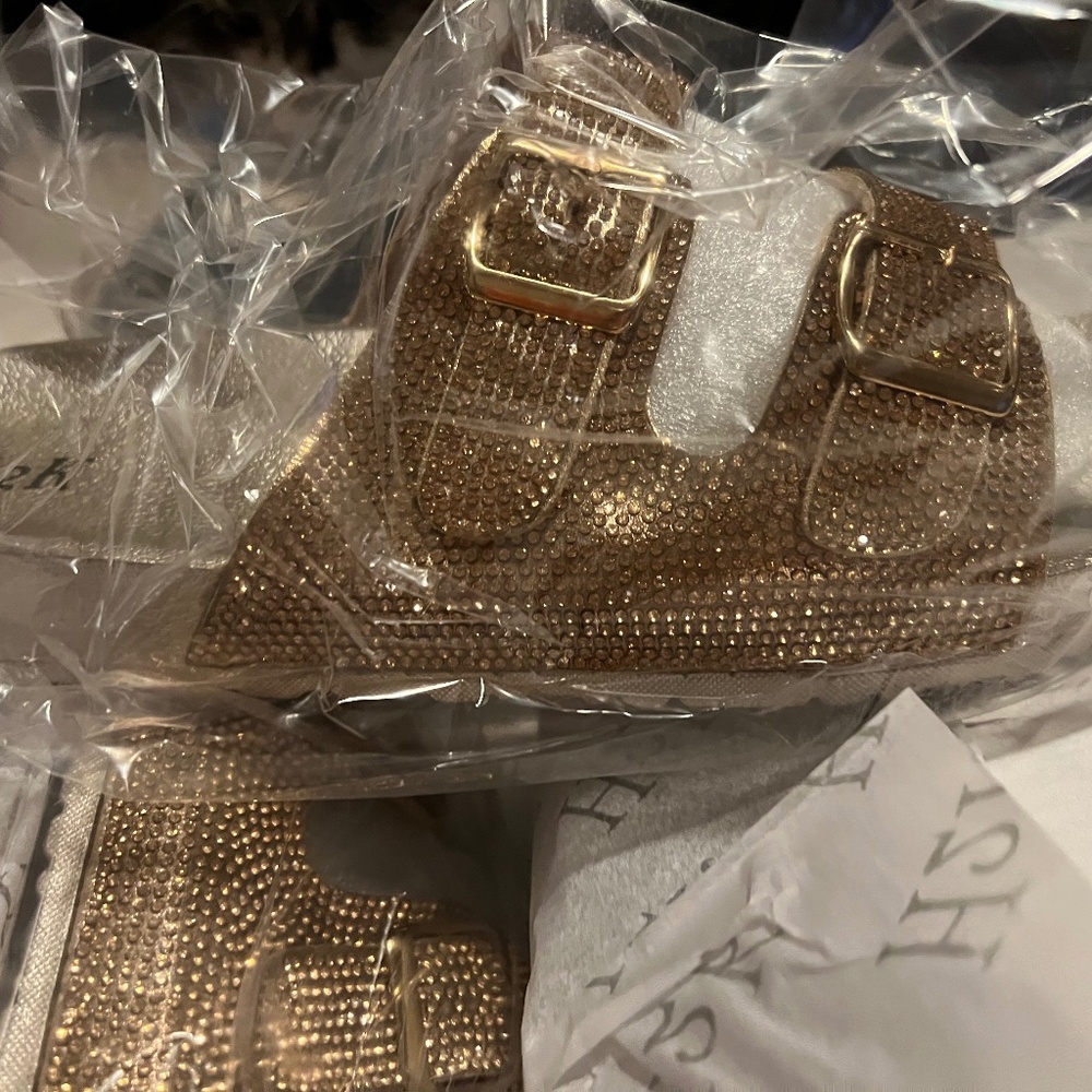 H2K Rose Gold sandals